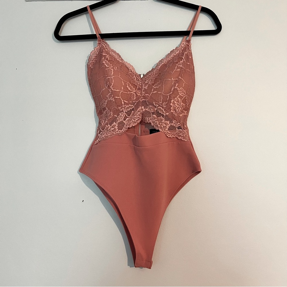 Rose Bodysuit with Lace